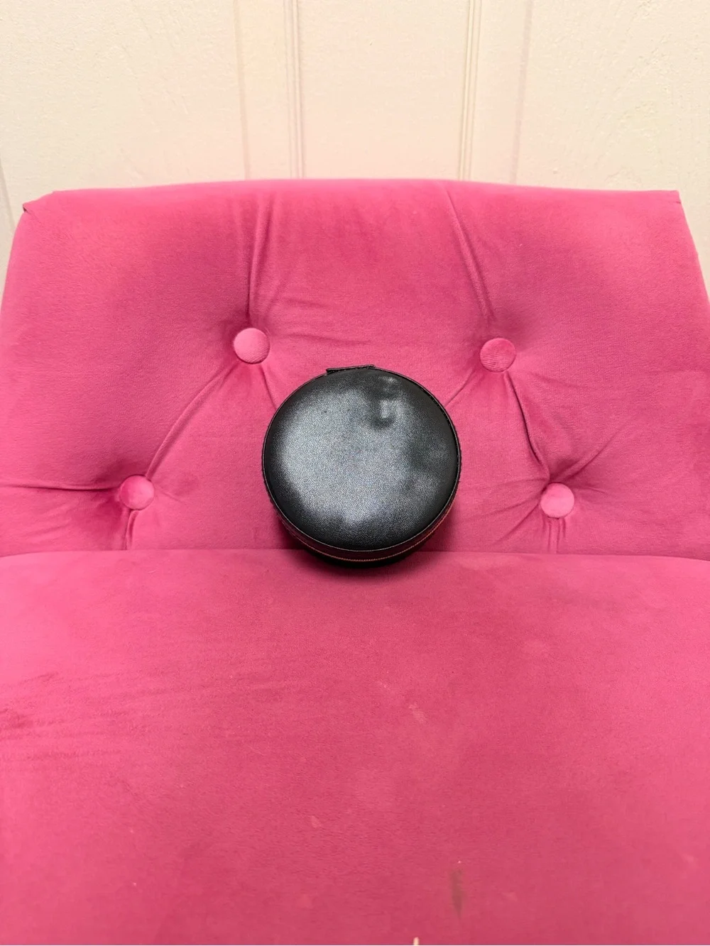 Black Round Home Accent Storage Case